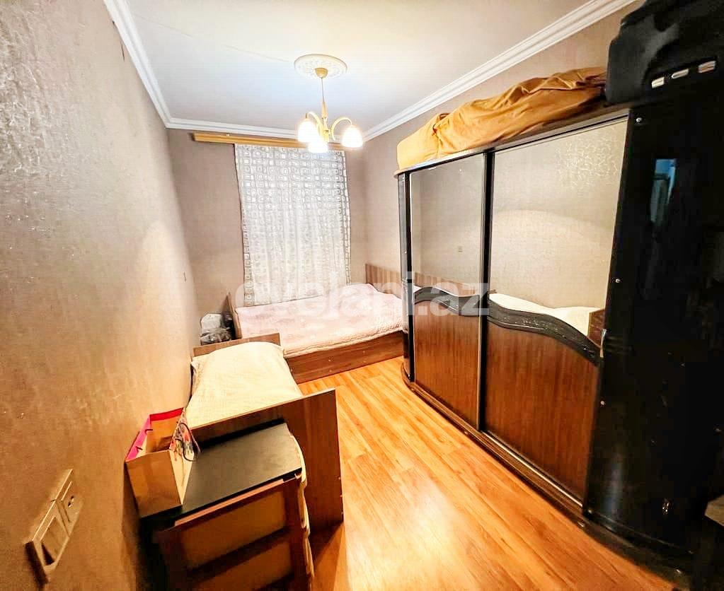 Satılır, köhnə tikili, 2 otaqlı, 55 m², Bakı, Nəsimi r, 4-cü mikrorayon q, Memar Əcəmi m.