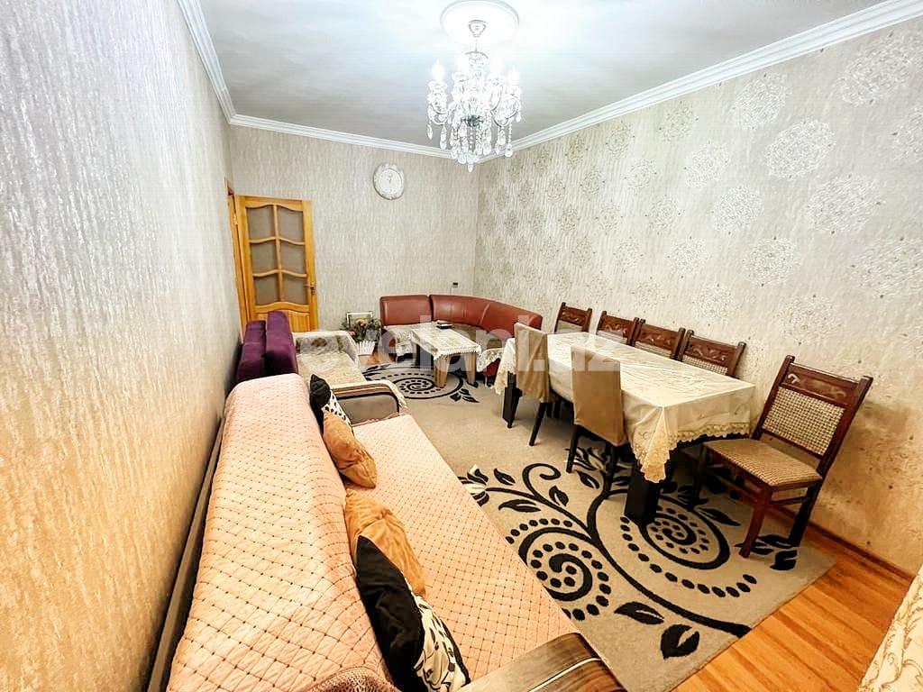 Satılır, köhnə tikili, 2 otaqlı, 55 m², Bakı, Nəsimi r, 4-cü mikrorayon q, Memar Əcəmi m.