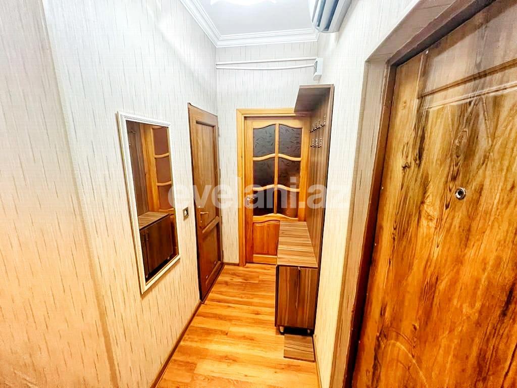 Satılır, köhnə tikili, 2 otaqlı, 55 m², Bakı, Nəsimi r, 4-cü mikrorayon q, Memar Əcəmi m.