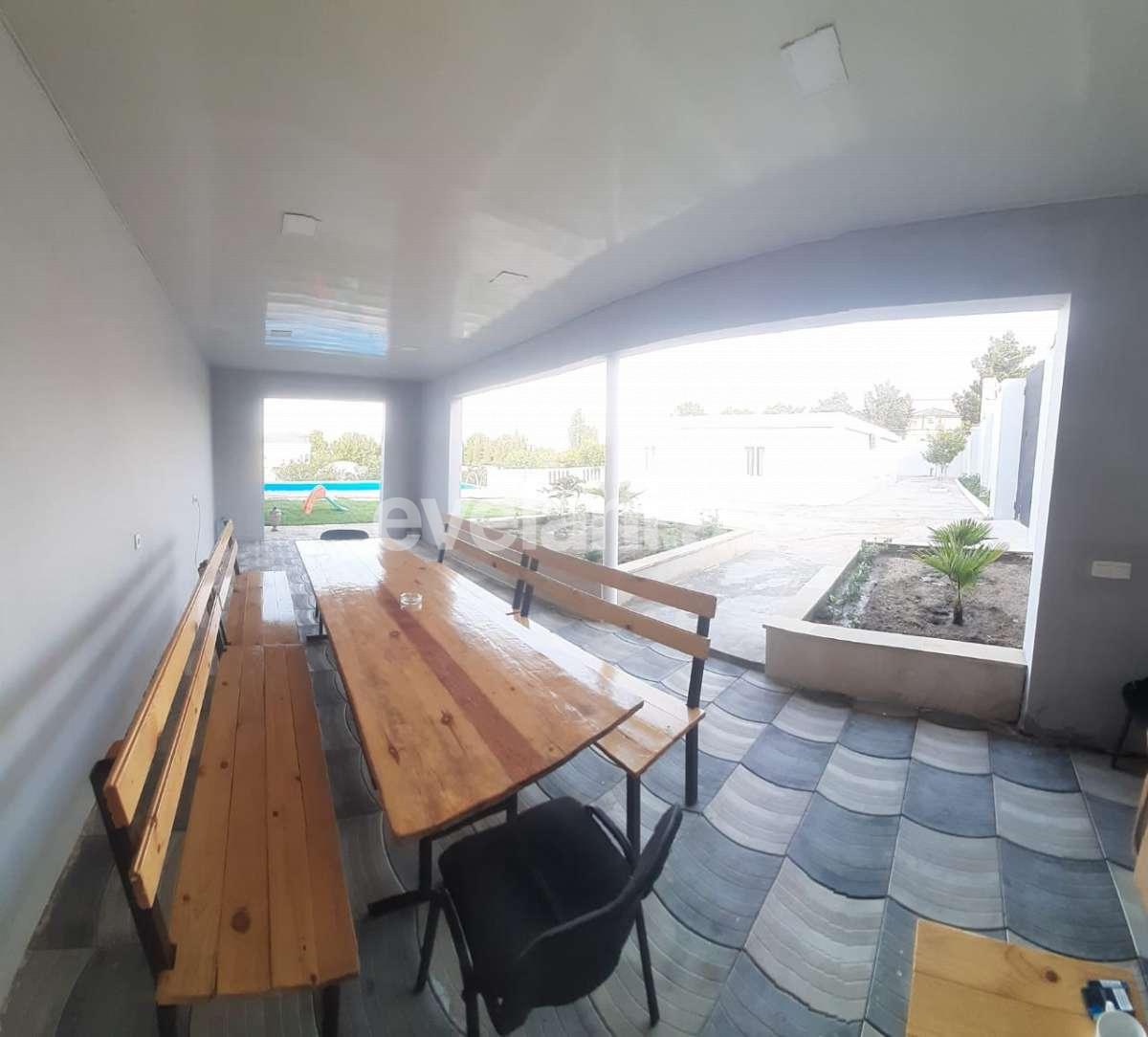 Kirayə verilir, həyət evi / bağ, 3 otaqlı, 120 m², Bakı, Abşeron r, Novxanı q.
