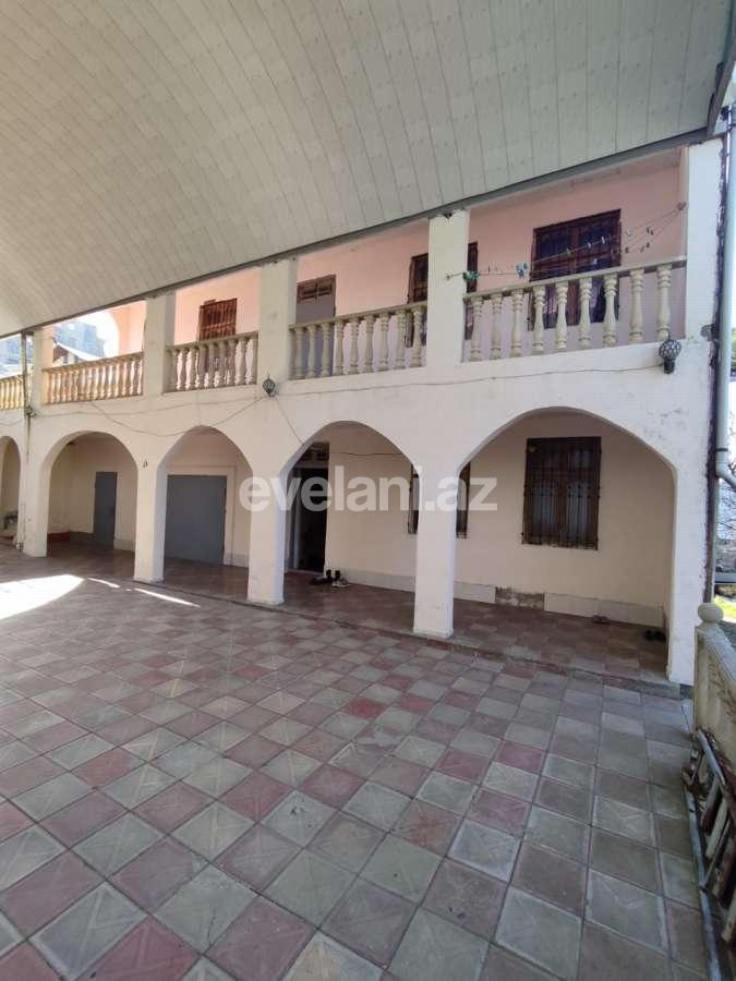 Satılır, həyət evi / bağ, 5 otaqlı, 239 m², Bakı, Nizami r, Qara Qarayev m.