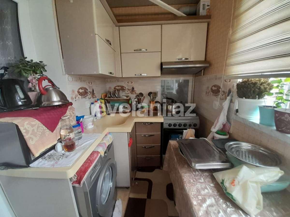 Satılır, köhnə tikili, 3 otaqlı, 60 m², Bakı, Suraxanı r, Massiv D q.