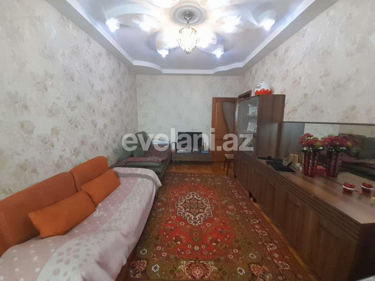 Satılır, köhnə tikili, 3 otaqlı, 60 m², Bakı, Suraxanı r, Massiv D q.