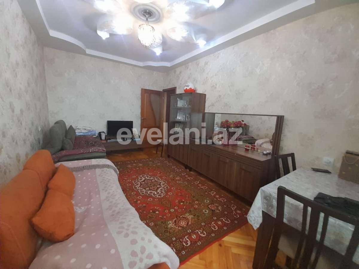 Satılır, köhnə tikili, 3 otaqlı, 60 m², Bakı, Suraxanı r, Massiv D q.