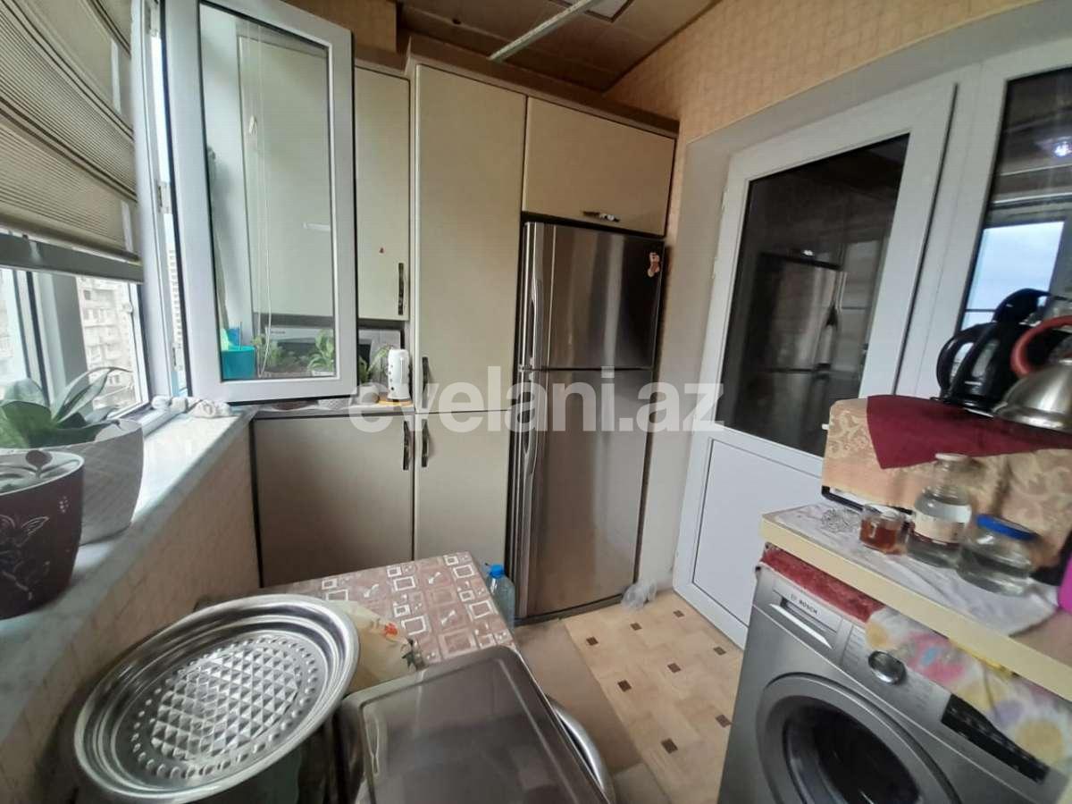 Satılır, köhnə tikili, 3 otaqlı, 60 m², Bakı, Suraxanı r, Massiv D q.
