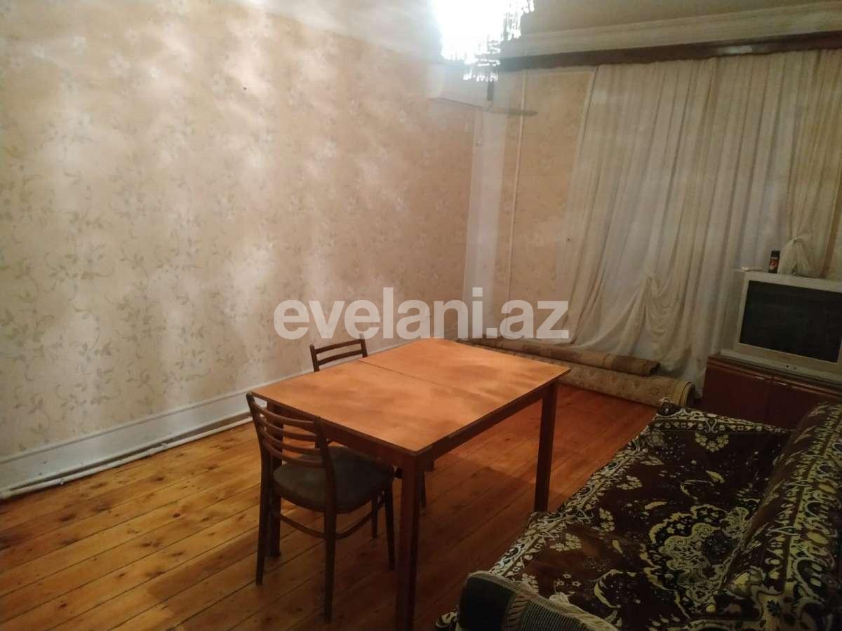 Rent, old building, 4 room, 101 m², Baku, Surakhani r, Massiv D d.