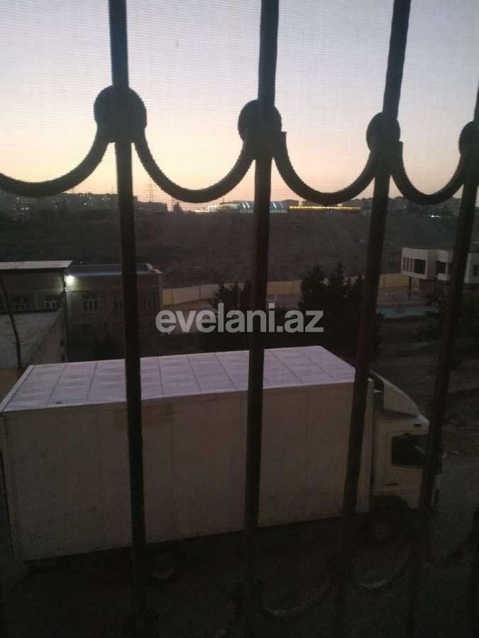 Rent, old building, 4 room, 101 m², Baku, Surakhani r, Massiv D d.