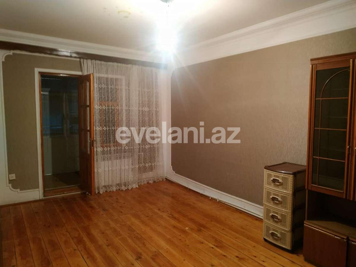 Rent, old building, 4 room, 101 m², Baku, Surakhani r, Massiv D d.