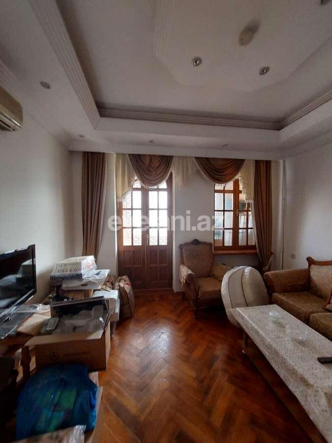 Satılır, köhnə tikili, 2 otaqlı, 55 m², Bakı, Səbail r, Sahil m.