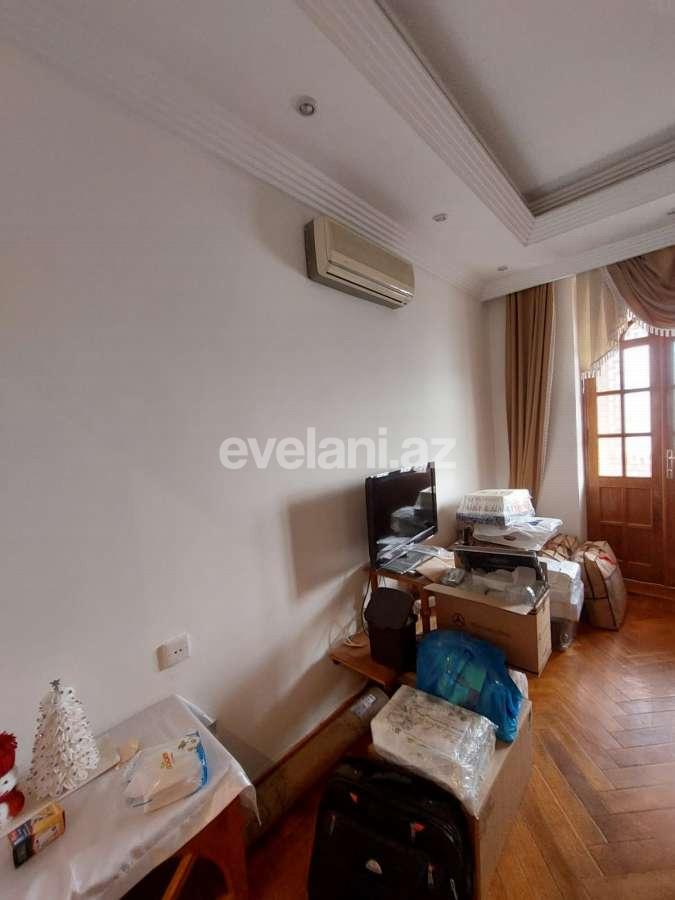 Satılır, köhnə tikili, 2 otaqlı, 55 m², Bakı, Səbail r, Sahil m.