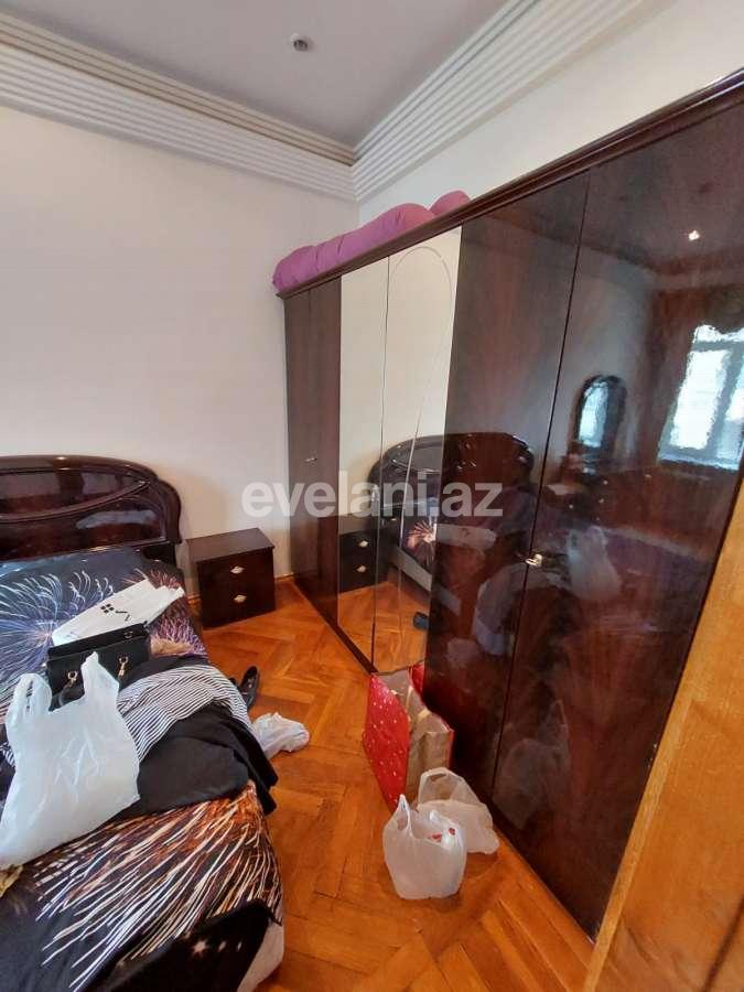 Satılır, köhnə tikili, 2 otaqlı, 55 m², Bakı, Səbail r, Sahil m.