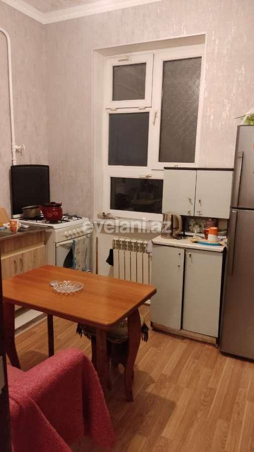 Kirayə verilir, köhnə tikili, 3 otaqlı, 70 m², Bakı, Nizami r, Qara Qarayev m.