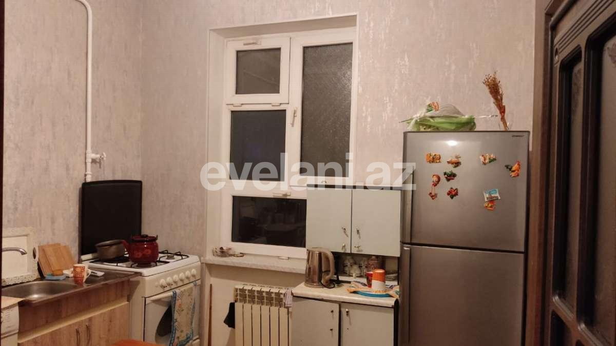 Kirayə verilir, köhnə tikili, 3 otaqlı, 70 m², Bakı, Nizami r, Qara Qarayev m.