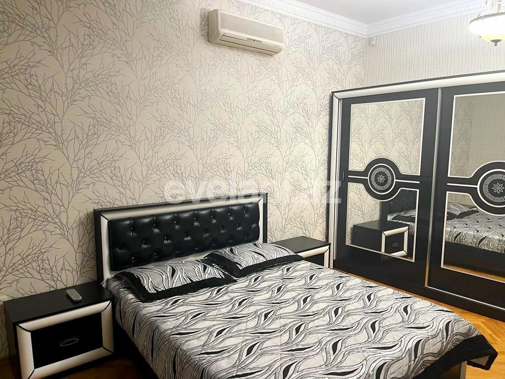 Kirayə verilir, yeni tikili, 4 otaqlı, 200 m², Bakı, Yasamal r.