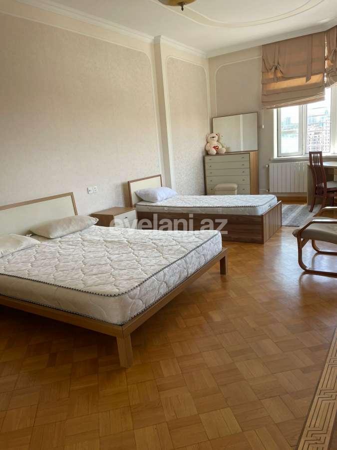 Rent, new building, 4 room, 240 m², Baku, Nasimi r, 28 may m.
