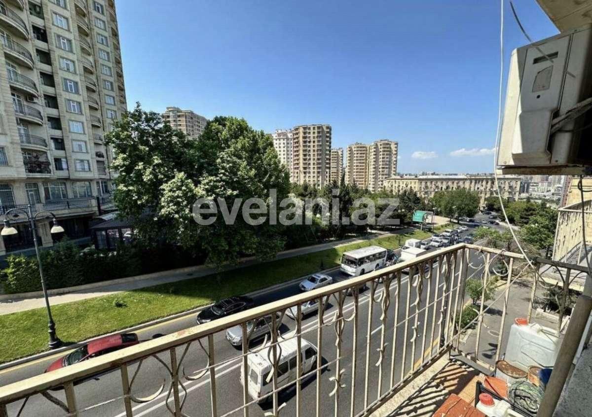 Satılır, köhnə tikili, 2 otaqlı, 50 m², Bakı, Yasamal r, İçəri Şəhər m.