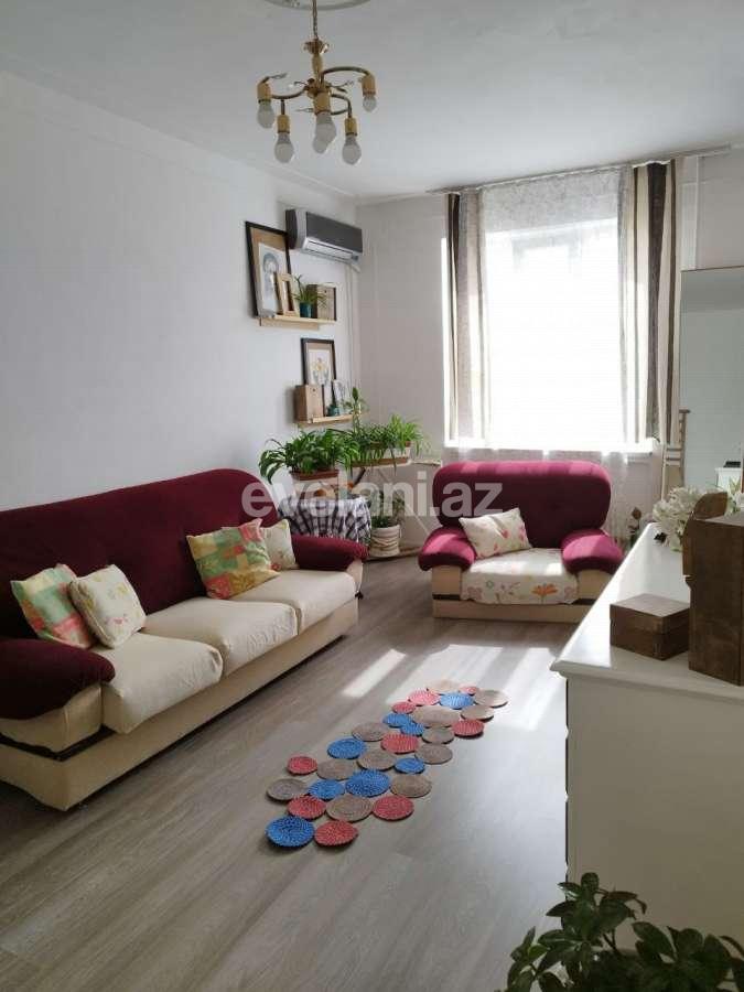 Satılır, köhnə tikili, 3 otaqlı, 72 m², Bakı, Suraxanı r.