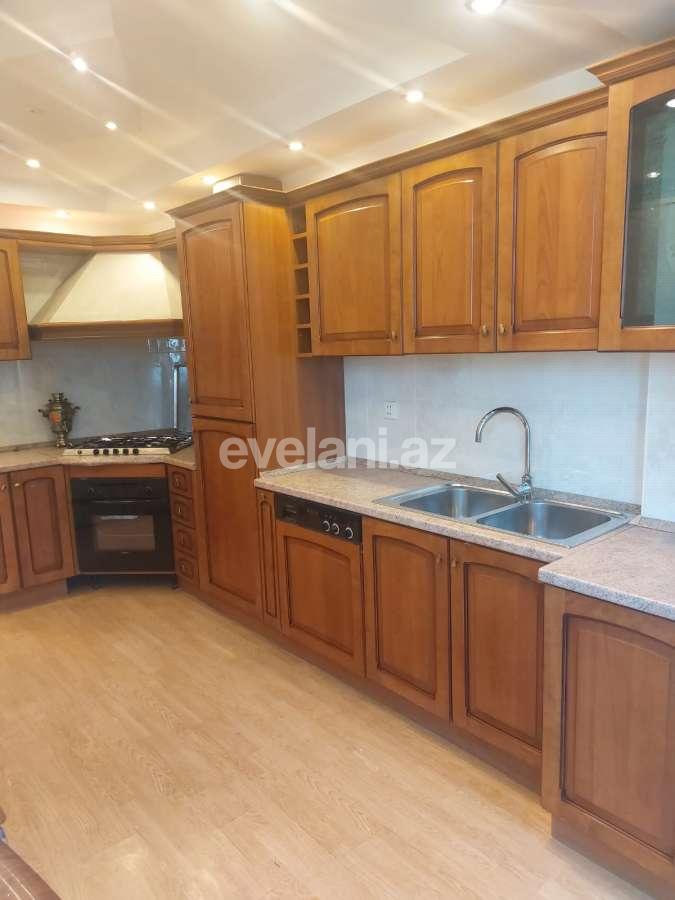 Сдаётся, вторичка, 3-комнаты, 100 m², Баку, Сабаильский r, 28 мая m.