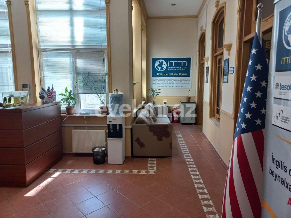 Rent, office, 5 room, 220 m², Baku, Nasimi r, 28 may m.