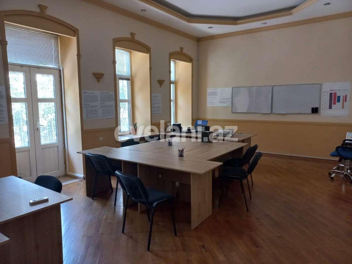 Rent, office, 5 room, 220 m², Baku, Nasimi r, 28 may m.