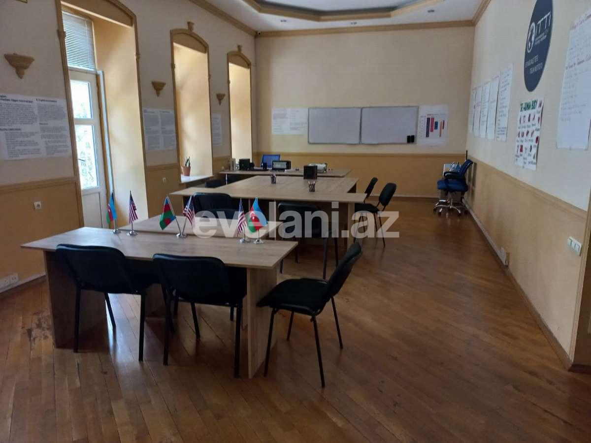 Rent, office, 5 room, 220 m², Baku, Nasimi r, 28 may m.