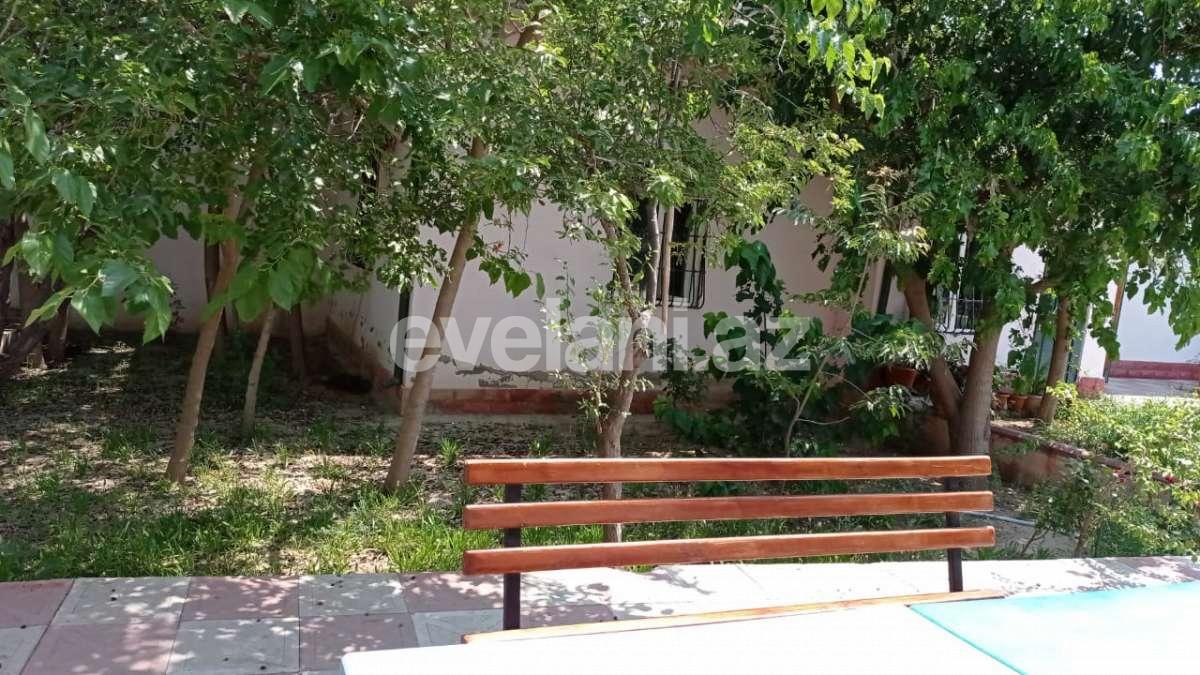 Kirayə verilir, həyət evi / bağ, 4 otaqlı, 190 m², Bakı, Abşeron r, Novxanı q.