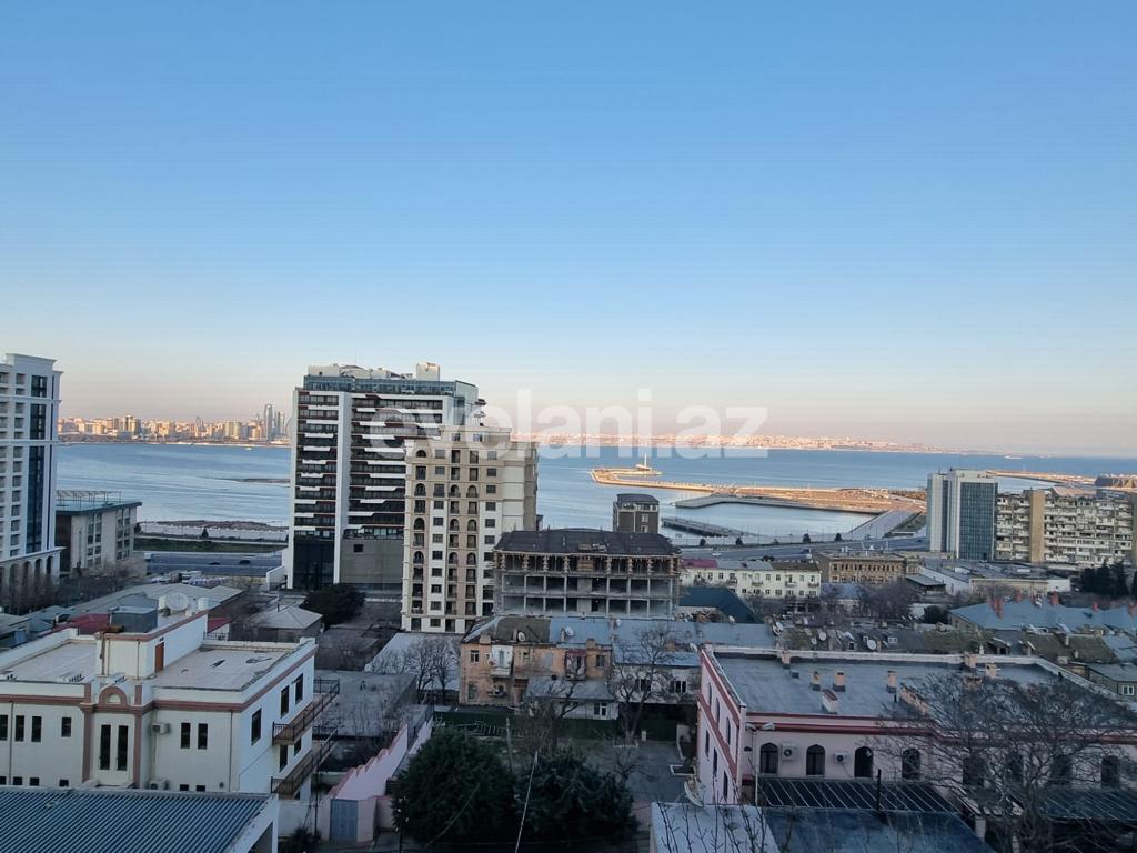 Продаётся, вторичка, 4-комнаты, 145 m², Баку, Сабаильский r, Баилова p.