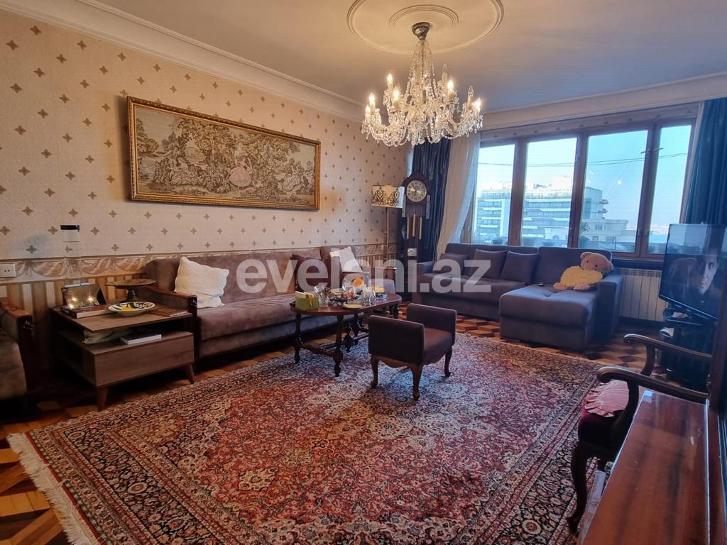 Продаётся, вторичка, 4-комнаты, 145 m², Баку, Сабаильский r, Баилова p.