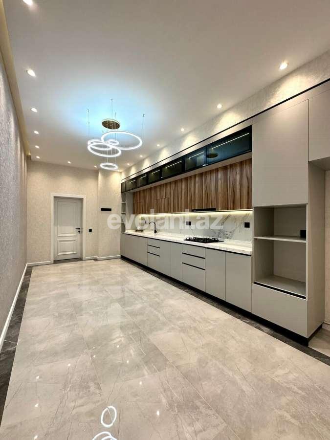 Satılır, yeni tikili, 4 otaqlı, 130 m², Bakı, Nizami r, Neftçilər m.