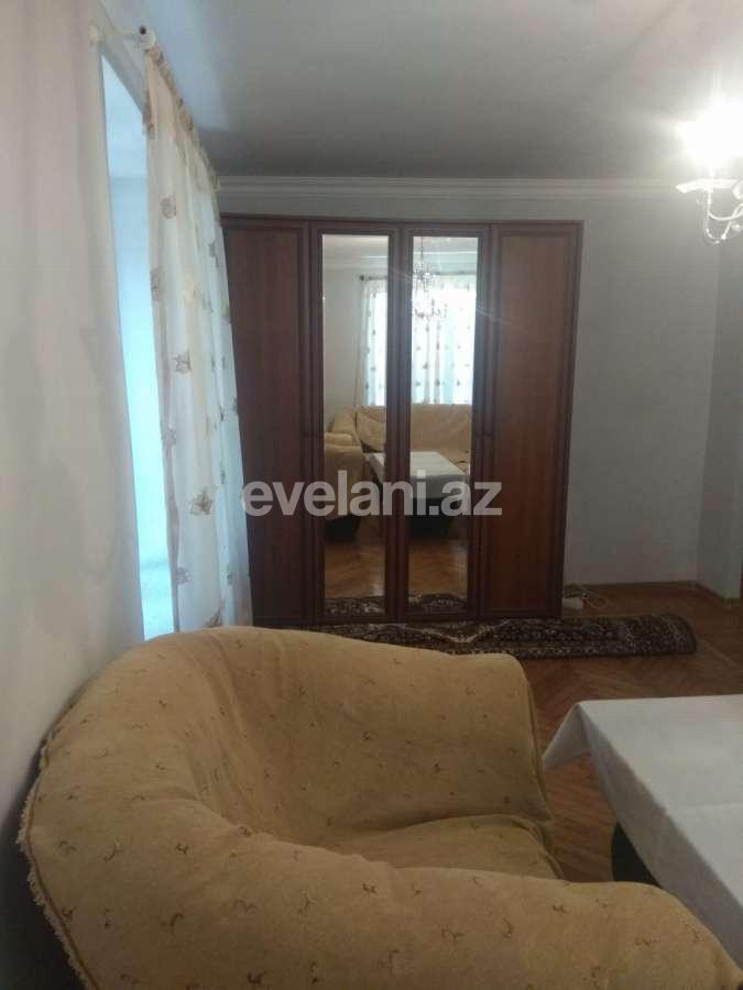 Rent, old building, 1 room, 30 m², Baku, Yasamal r.