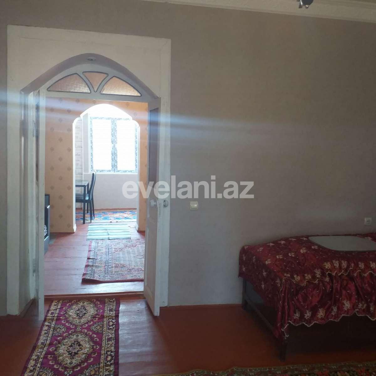 Kirayə verilir, köhnə tikili, 3 otaqlı, 75 m², Bakı, Yasamal r, İnşaatçılar m.