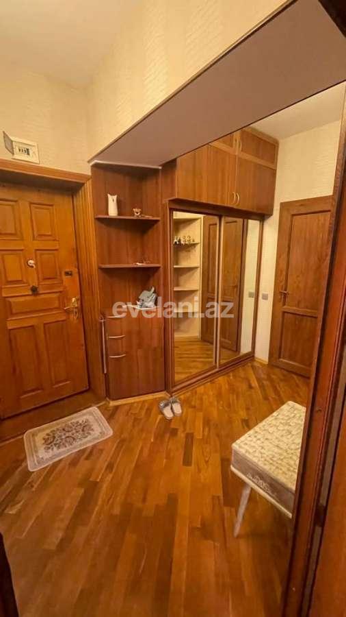 Kirayə verilir, köhnə tikili, 2 otaqlı, 78 m², Bakı, Səbail r, Bayıl q.