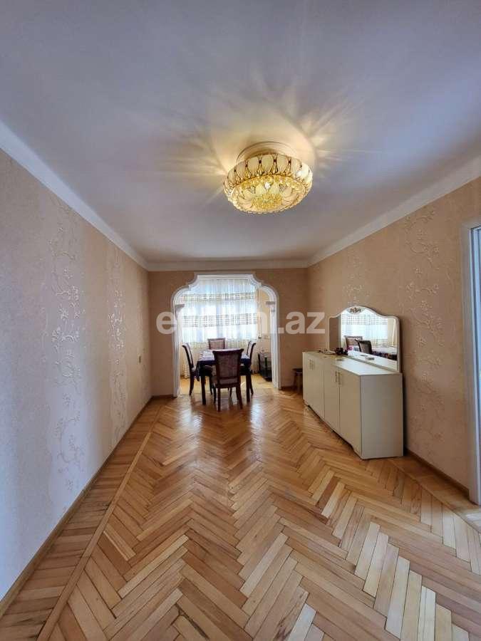 Sale, old building, 2 room, 50 m², Baku, Nizami r, Gara Garayev m.