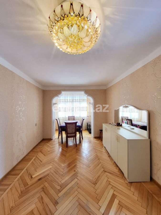 Sale, old building, 2 room, 50 m², Baku, Nizami r, Gara Garayev m.