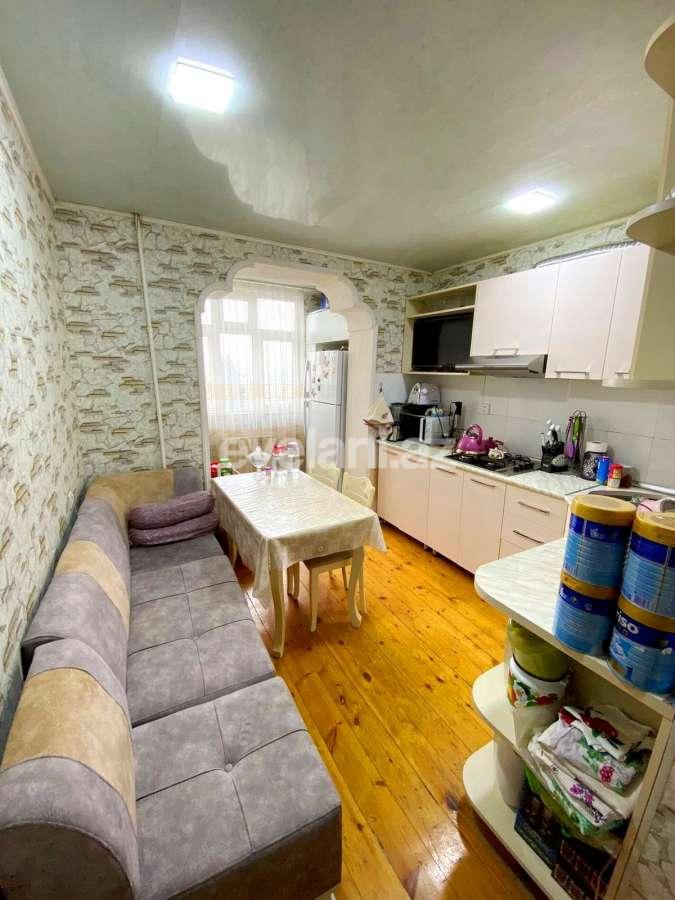 Satılır, köhnə tikili, 3 otaqlı, 80 m², Bakı, Xətai r, Həzi Aslanov m.