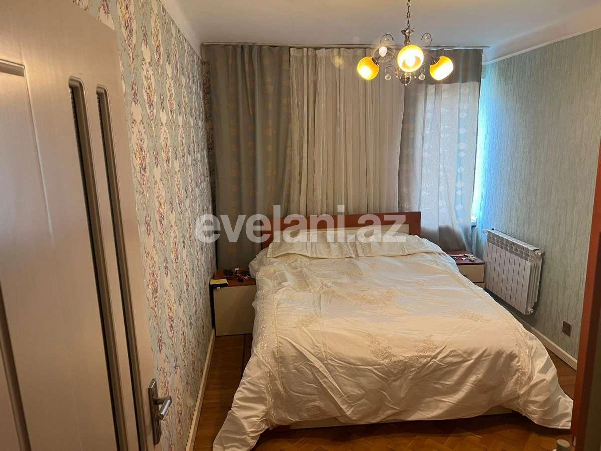 Satılır, köhnə tikili, 3 otaqlı, 80 m², Bakı, Nəsimi r, 2-ci mikrorayon q, Memar Əcəmi m.