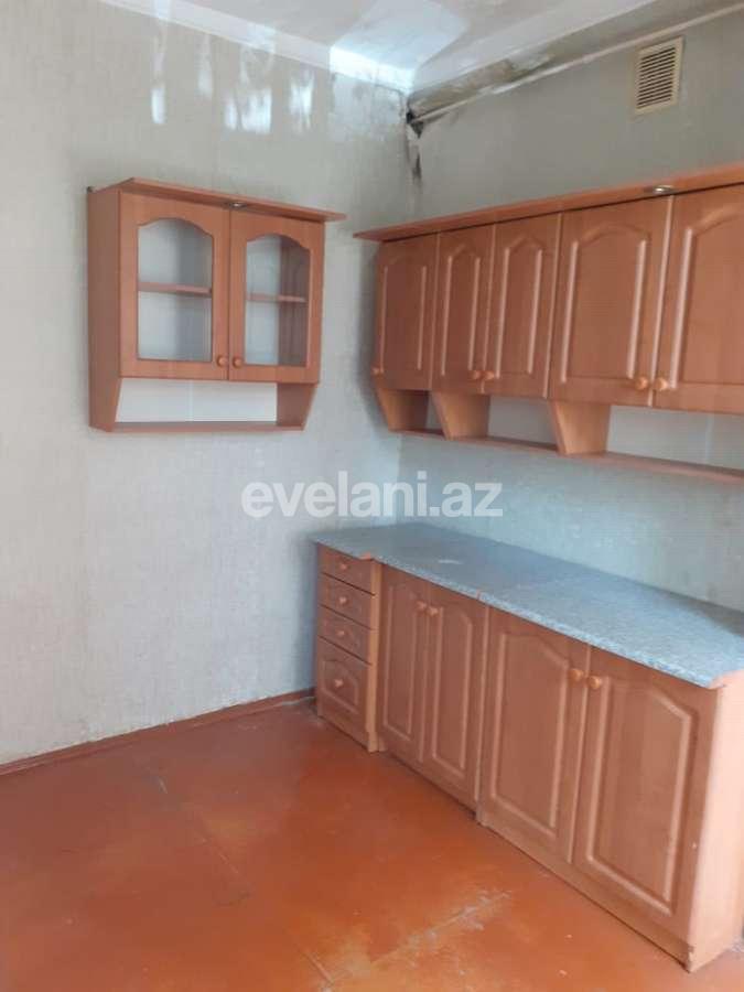 Satılır, köhnə tikili, 1 otaqlı, 45 m², Bakı, Binəqədi r, 8-ci mikrorayon q, Azadlıq prospekti m.