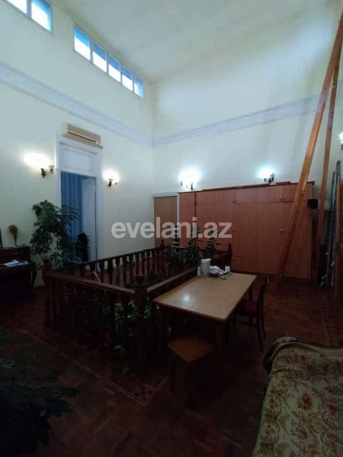 Sale, old building, 4 room, 219.99 m², Baku, Sabail r, Sahil m.