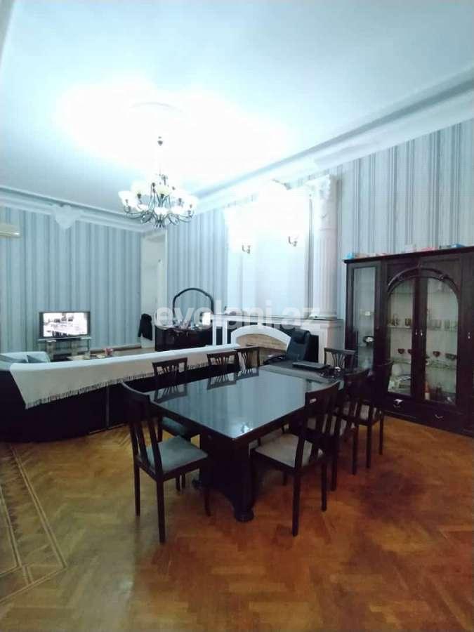 Sale, old building, 4 room, 219.99 m², Baku, Sabail r, Sahil m.