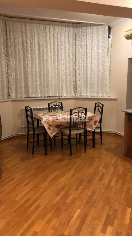 Kirayə verilir, ofis, 4 otaqlı, 165 m², Bakı, Yasamal r.