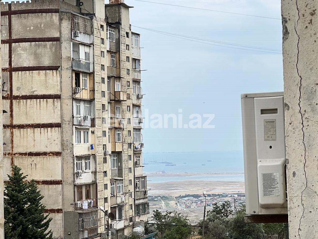Sale, old building, 3 room, 75 m², Baku, Surakhani r, Yeni Guneshli d, Khalglar Doslugu m.