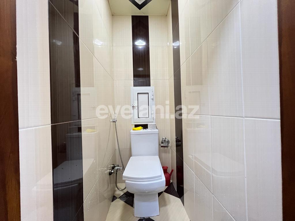 Sale, old building, 3 room, 75 m², Baku, Surakhani r, Yeni Guneshli d, Khalglar Doslugu m.