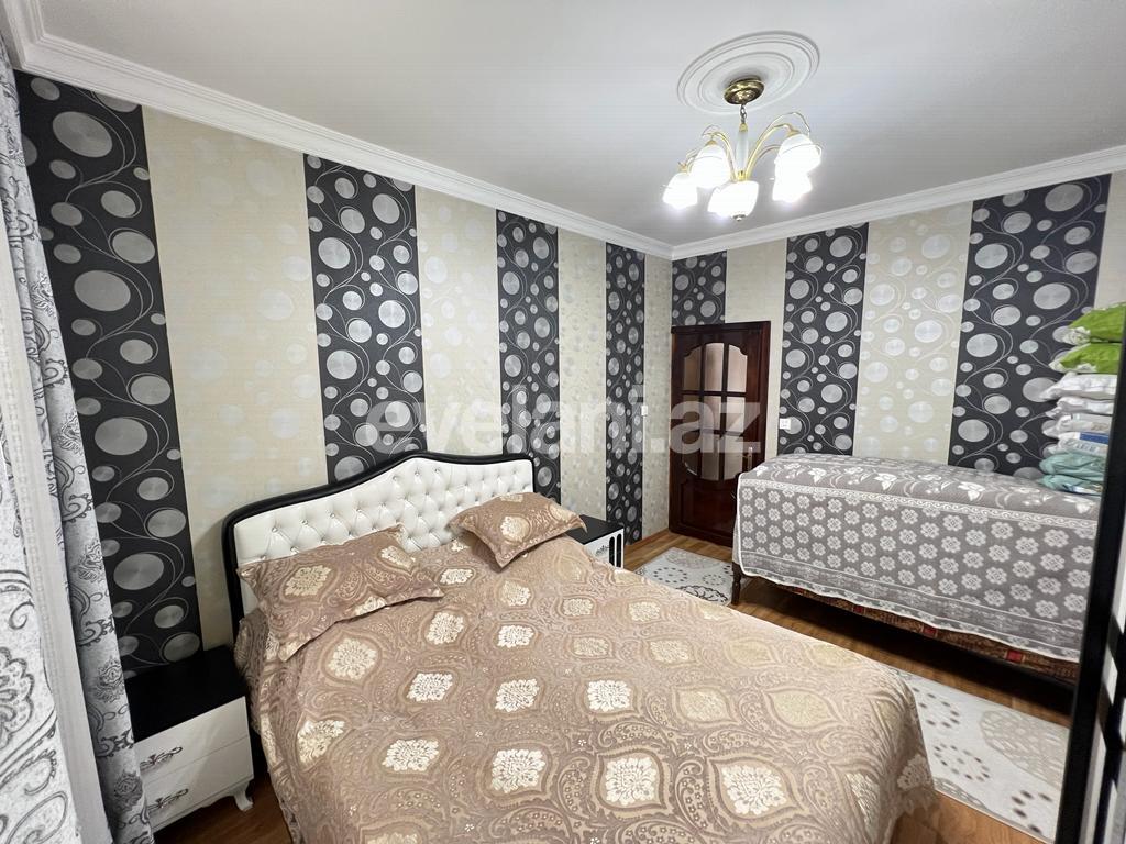 Sale, old building, 3 room, 75 m², Baku, Surakhani r, Yeni Guneshli d, Khalglar Doslugu m.