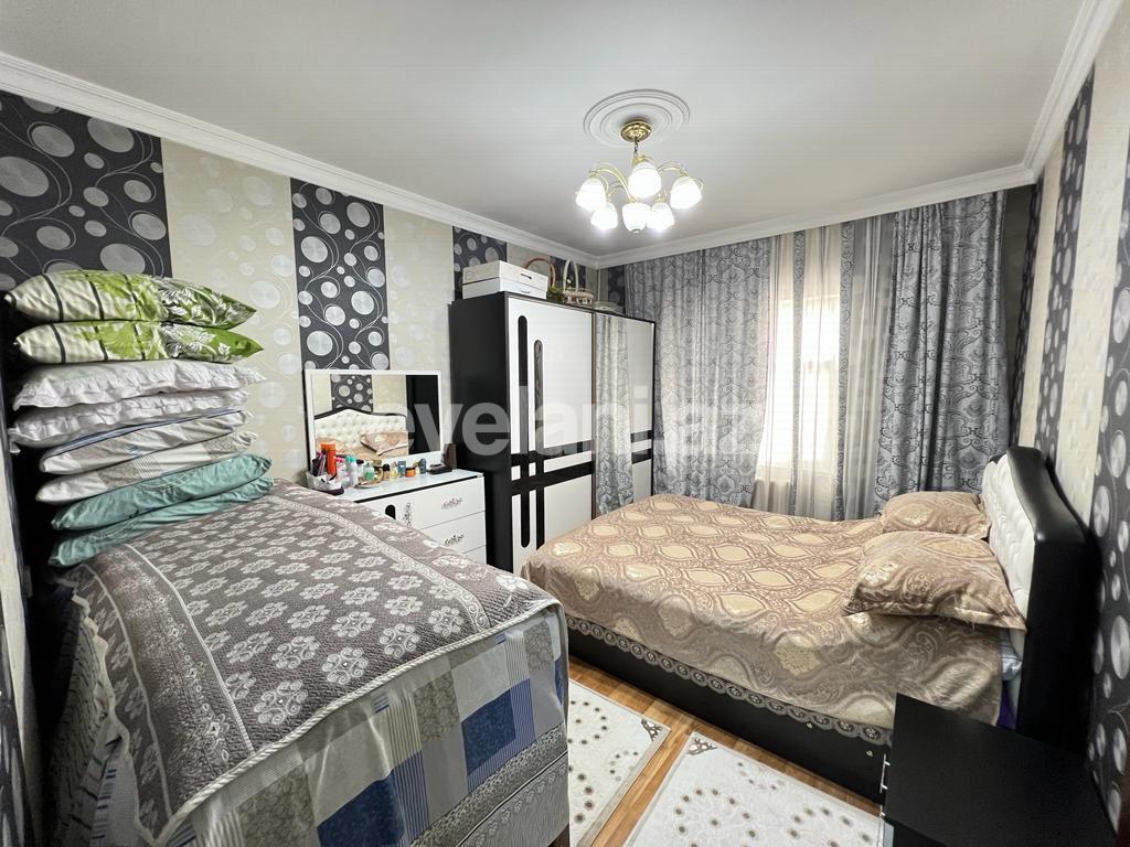 Sale, old building, 3 room, 75 m², Baku, Surakhani r, Yeni Guneshli d, Khalglar Doslugu m.