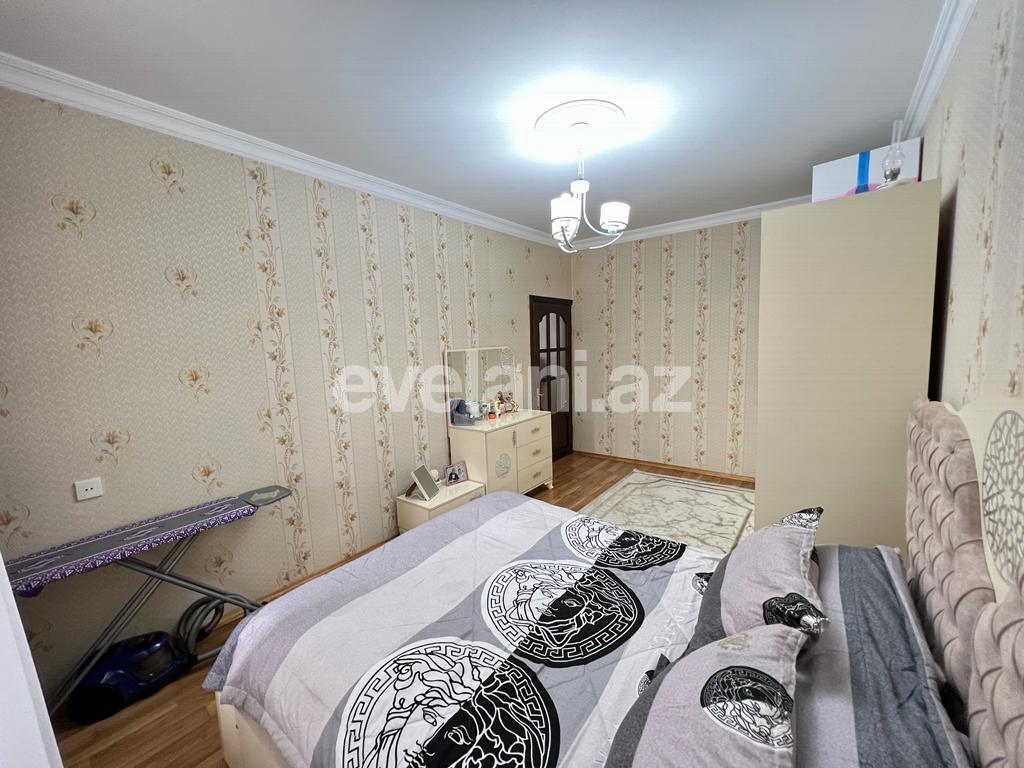 Sale, old building, 3 room, 75 m², Baku, Surakhani r, Yeni Guneshli d, Khalglar Doslugu m.