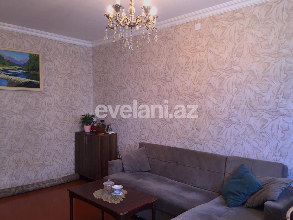 Satılır, köhnə tikili, 2 otaqlı, 58 m², Bakı, Suraxanı r, Massiv A q.