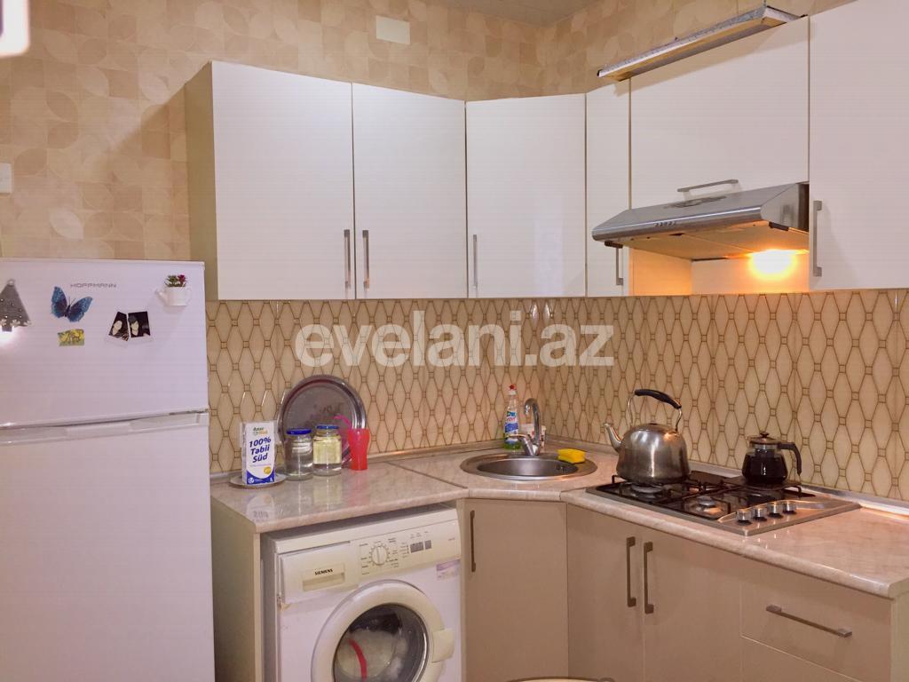 Satılır, köhnə tikili, 2 otaqlı, 58 m², Bakı, Suraxanı r, Massiv A q.