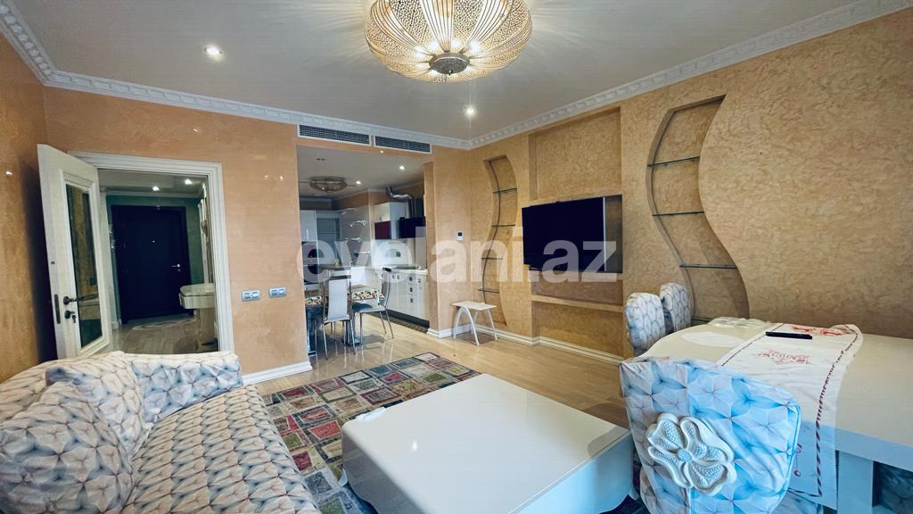 Kirayə verilir, yeni tikili, 3 otaqlı, 110 m², Bakı, Səbail r, 28 may m.