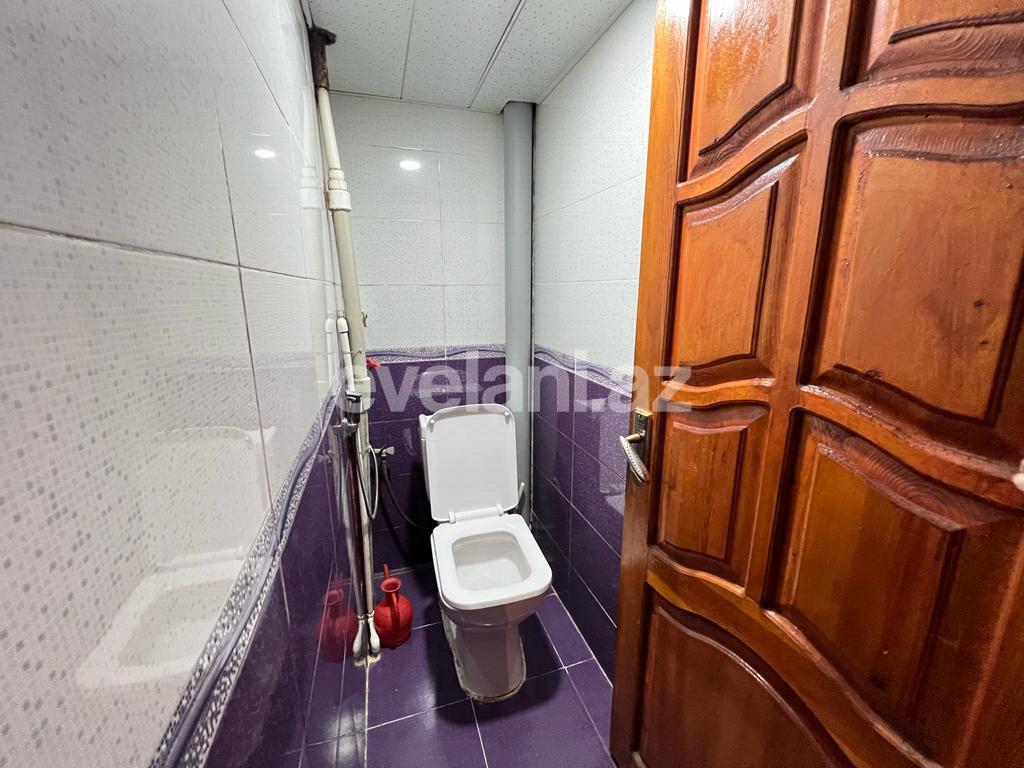 Satılır, köhnə tikili, 5 otaqlı, 90 m², Bakı, Suraxanı r, Yeni Günəşli q, Xalqlar Dostluğu m.