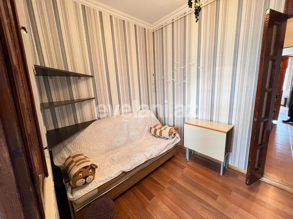 Satılır, köhnə tikili, 3 otaqlı, 65 m², Bakı, Suraxanı r, Yeni Günəşli q.